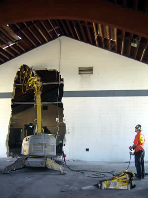 Wall Sawing and Breaking